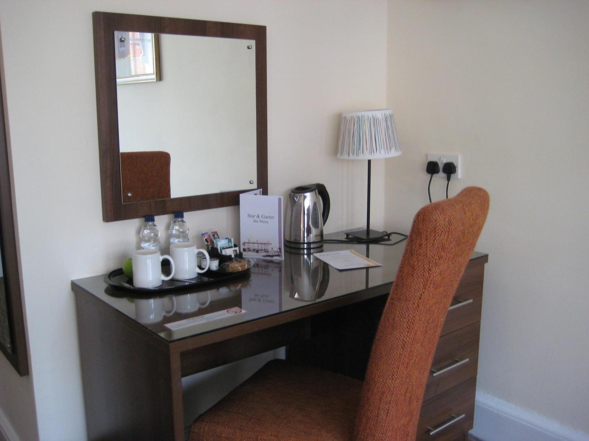 The Star&Garter Hotel Andover Zimmer foto